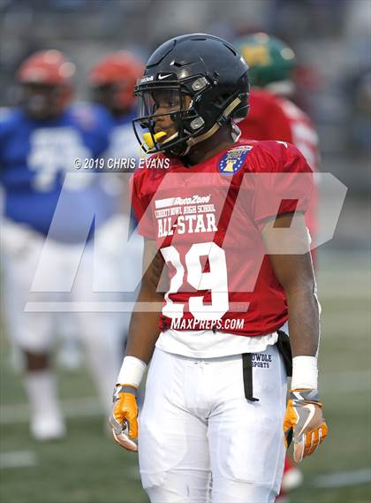 Thumbnail 3 in Autozone Liberty Bowl All-Stars photogallery.
