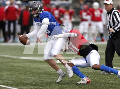 Thumbnail 2 in Autozone Liberty Bowl All-Stars photogallery.