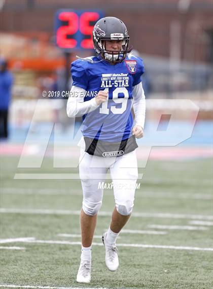 Thumbnail 3 in Autozone Liberty Bowl All-Stars photogallery.