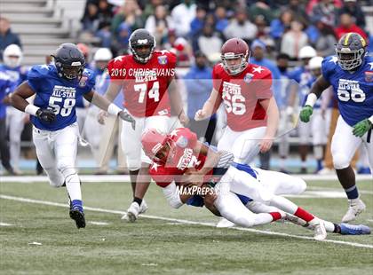 Thumbnail 2 in Autozone Liberty Bowl All-Stars photogallery.