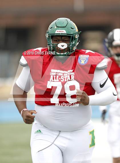 Thumbnail 1 in Autozone Liberty Bowl All-Stars photogallery.