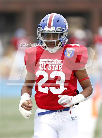 Thumbnail 1 in Autozone Liberty Bowl All-Stars photogallery.