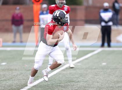 Thumbnail 2 in Autozone Liberty Bowl All-Stars photogallery.