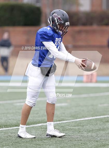 Thumbnail 2 in Autozone Liberty Bowl All-Stars photogallery.