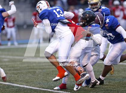 Thumbnail 1 in Autozone Liberty Bowl All-Stars photogallery.