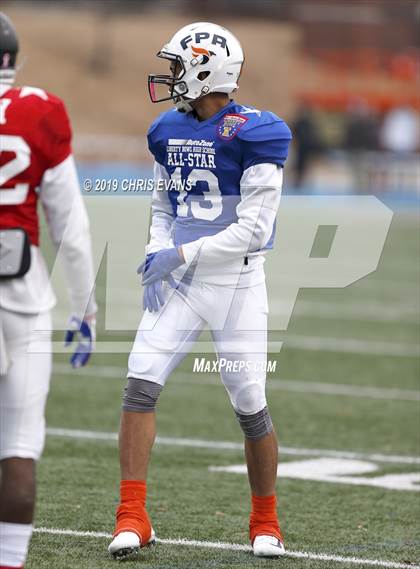 Thumbnail 2 in Autozone Liberty Bowl All-Stars photogallery.
