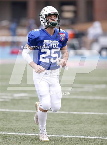 Thumbnail 2 in Autozone Liberty Bowl All-Stars photogallery.
