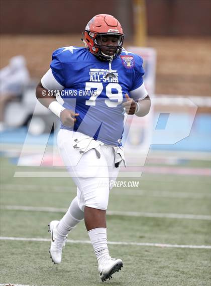 Thumbnail 1 in Autozone Liberty Bowl All-Stars photogallery.