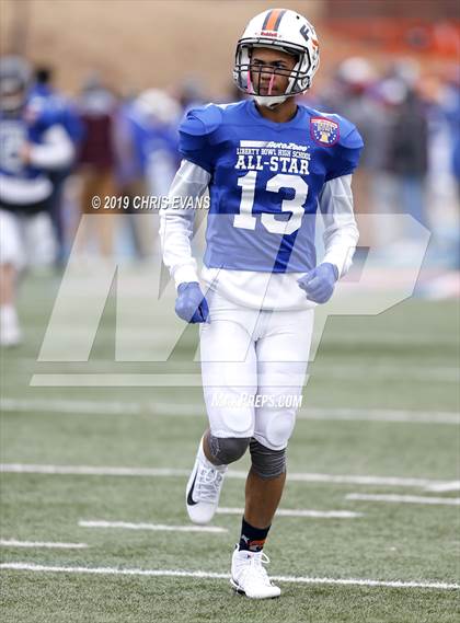 Thumbnail 2 in Autozone Liberty Bowl All-Stars photogallery.