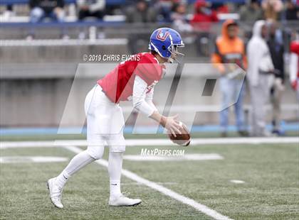 Thumbnail 2 in Autozone Liberty Bowl All-Stars photogallery.