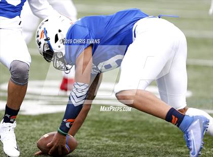 Thumbnail 1 in Autozone Liberty Bowl All-Stars photogallery.