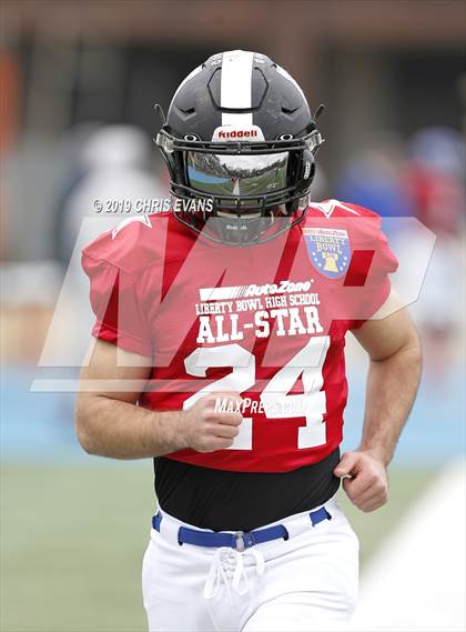 Thumbnail 3 in Autozone Liberty Bowl All-Stars photogallery.