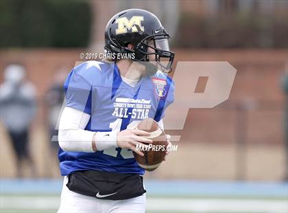 Thumbnail 3 in Autozone Liberty Bowl All-Stars photogallery.