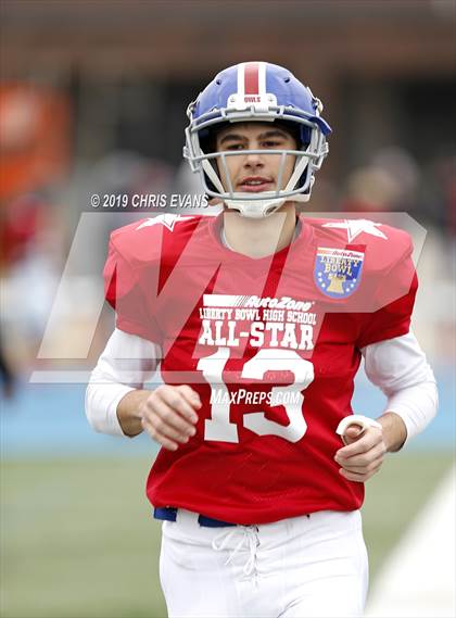Thumbnail 3 in Autozone Liberty Bowl All-Stars photogallery.