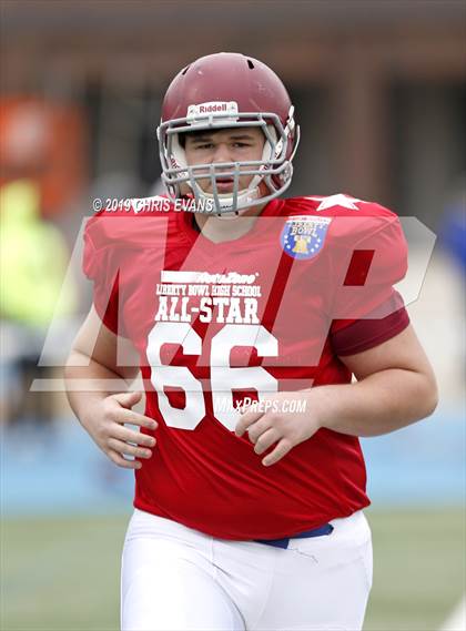 Thumbnail 3 in Autozone Liberty Bowl All-Stars photogallery.