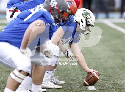 Thumbnail 1 in Autozone Liberty Bowl All-Stars photogallery.