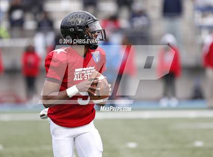 Thumbnail 2 in Autozone Liberty Bowl All-Stars photogallery.