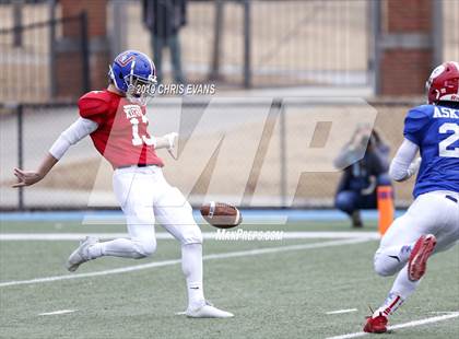 Thumbnail 1 in Autozone Liberty Bowl All-Stars photogallery.