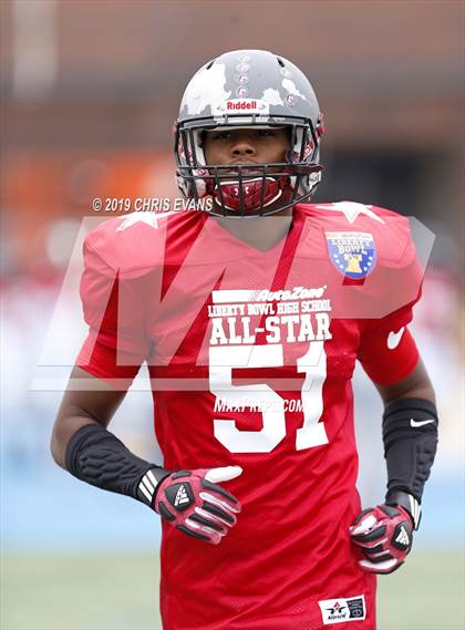 Thumbnail 1 in Autozone Liberty Bowl All-Stars photogallery.