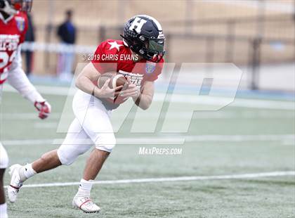 Thumbnail 3 in Autozone Liberty Bowl All-Stars photogallery.