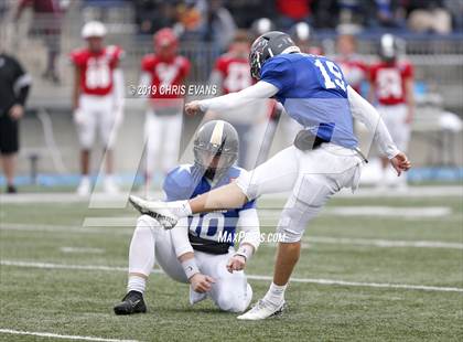 Thumbnail 1 in Autozone Liberty Bowl All-Stars photogallery.