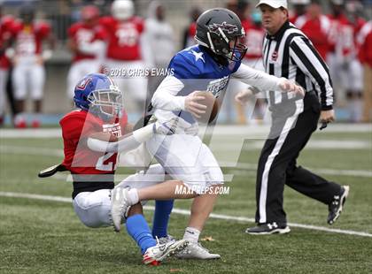Thumbnail 1 in Autozone Liberty Bowl All-Stars photogallery.