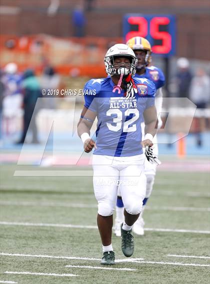 Thumbnail 2 in Autozone Liberty Bowl All-Stars photogallery.