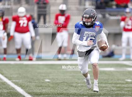 Thumbnail 3 in Autozone Liberty Bowl All-Stars photogallery.