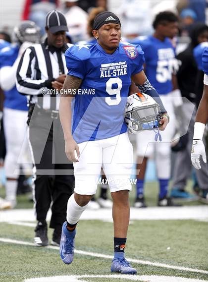 Thumbnail 1 in Autozone Liberty Bowl All-Stars photogallery.