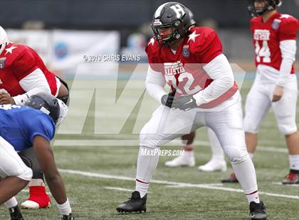 Thumbnail 2 in Autozone Liberty Bowl All-Stars photogallery.