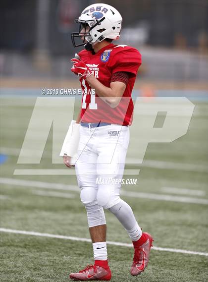 Thumbnail 3 in Autozone Liberty Bowl All-Stars photogallery.