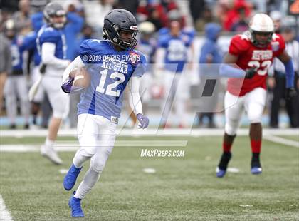 Thumbnail 1 in Autozone Liberty Bowl All-Stars photogallery.