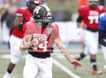 Thumbnail 1 in Autozone Liberty Bowl All-Stars photogallery.