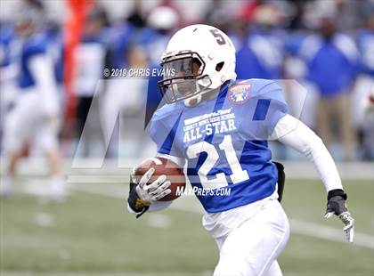 Thumbnail 3 in Autozone Liberty Bowl All-Stars photogallery.