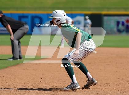 Thumbnail 1 in Boyd vs. Wall (UIL 3A Baseball State Final) photogallery.