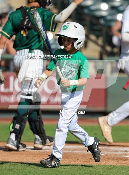 Thumbnail 1 in Boyd vs. Wall (UIL 3A Baseball State Final) photogallery.