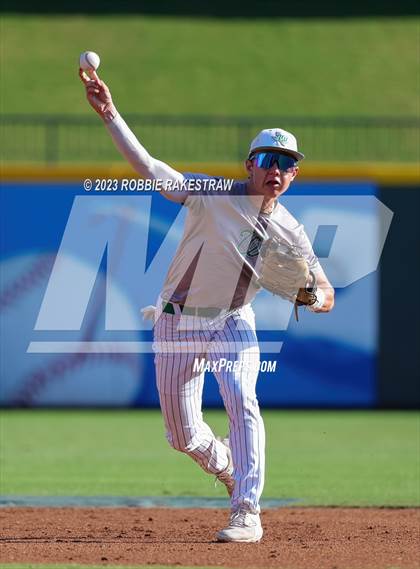 Thumbnail 2 in Boyd vs. Wall (UIL 3A Baseball State Final) photogallery.