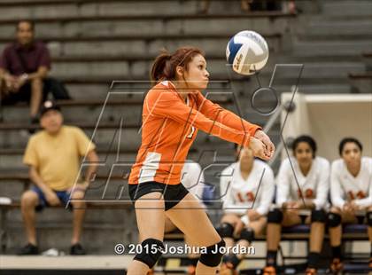 Thumbnail 3 in Jefferson @ Burbank photogallery.