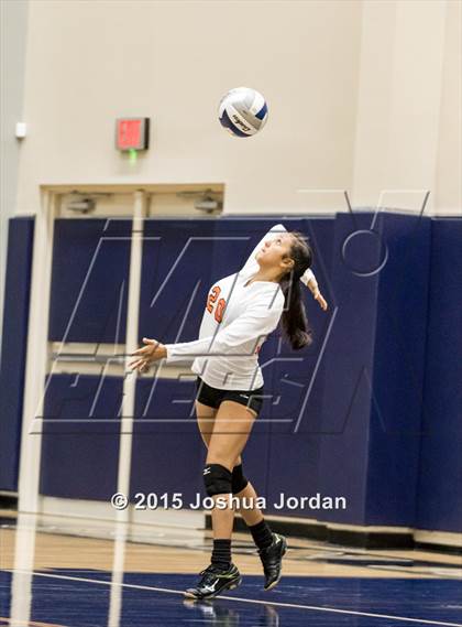 Thumbnail 3 in Jefferson @ Burbank photogallery.