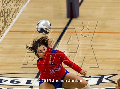 Thumbnail 3 in Jefferson @ Burbank photogallery.