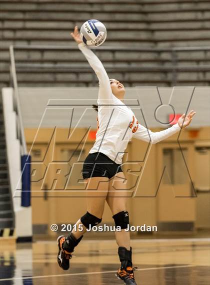 Thumbnail 2 in Jefferson @ Burbank photogallery.