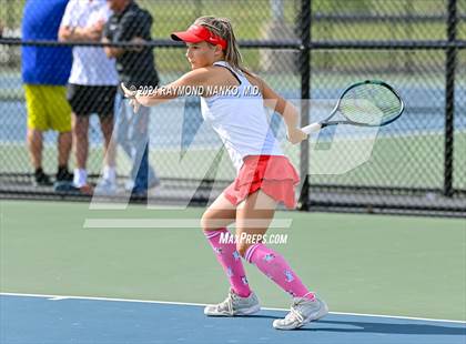 Thumbnail 3 in Fishers vs Mt. Vernon (IHSAA Regional Championship) photogallery.
