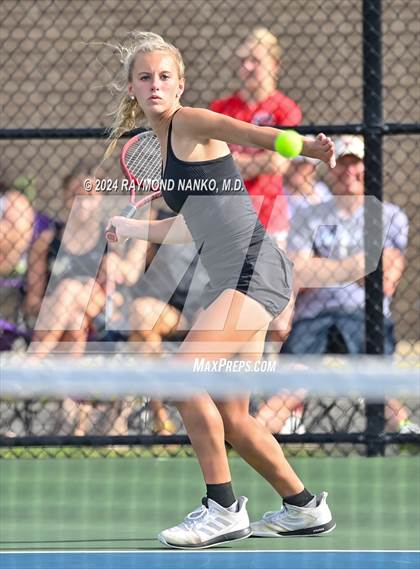 Thumbnail 1 in Fishers vs Mt. Vernon (IHSAA Regional Championship) photogallery.
