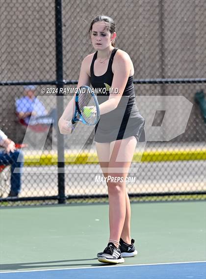Thumbnail 1 in Fishers vs Mt. Vernon (IHSAA Regional Championship) photogallery.