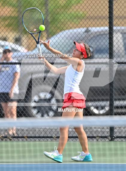 Thumbnail 3 in Fishers vs Mt. Vernon (IHSAA Regional Championship) photogallery.