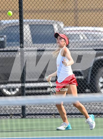 Thumbnail 1 in Fishers vs Mt. Vernon (IHSAA Regional Championship) photogallery.