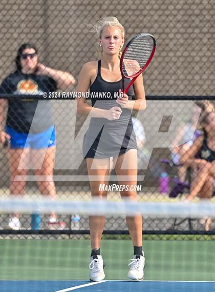Thumbnail 1 in Fishers vs Mt. Vernon (IHSAA Regional Championship) photogallery.