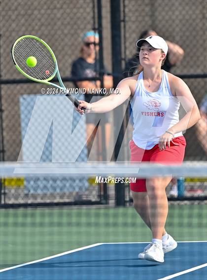 Thumbnail 3 in Fishers vs Mt. Vernon (IHSAA Regional Championship) photogallery.