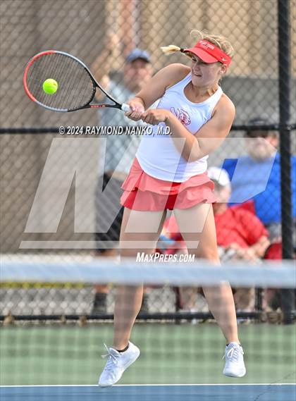 Thumbnail 2 in Fishers vs Mt. Vernon (IHSAA Regional Championship) photogallery.