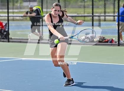 Thumbnail 1 in Fishers vs Mt. Vernon (IHSAA Regional Championship) photogallery.